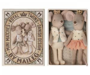 Královská dvojčata v krabičce růžová sukýnka - malý bráška a sestra Maileg